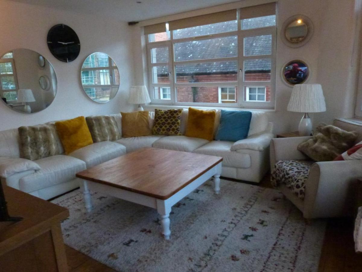 Lovely 2 Bed Flat In The Very Centre Of Newcastle Exterior photo